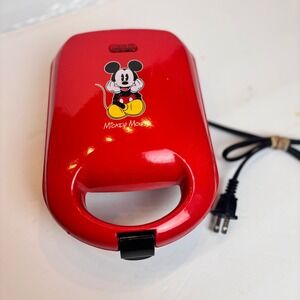Disney Mickey Mouse Waffle Maker DCM 92 Red Household Use Only Electric ✅ Tested